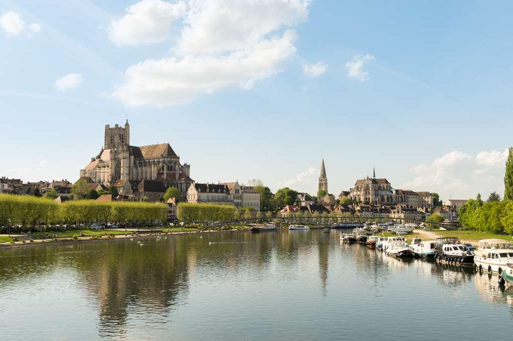 The Originals Boutique, Hotel Normandie, Auxerre Bagian luar foto